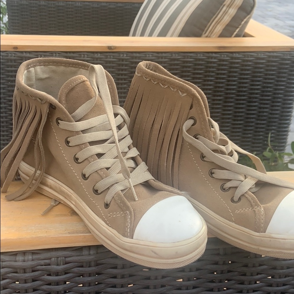 LF fringe shoes